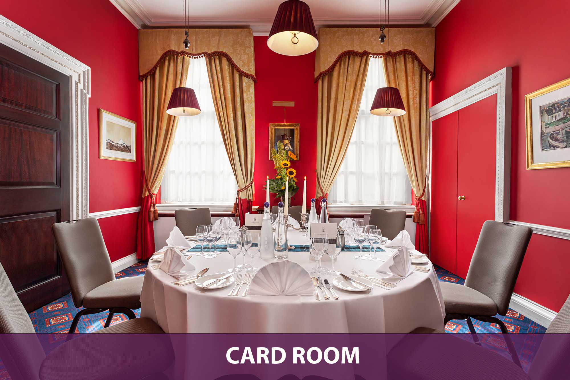Card Room_round table